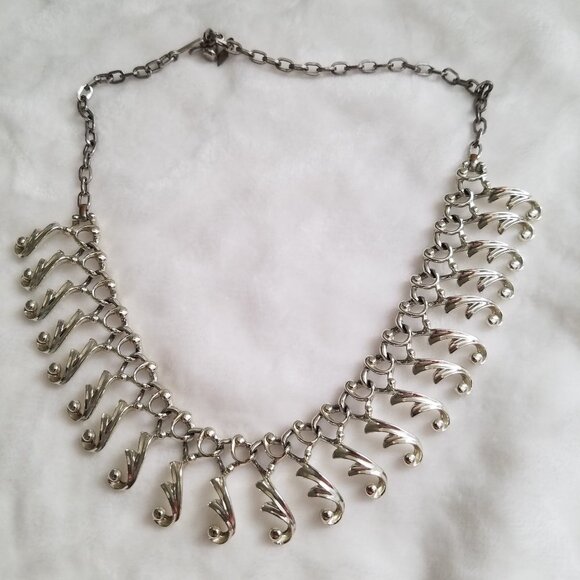 Free with $20 purchase 17" Silver choker necklace - Picture 3 of 3